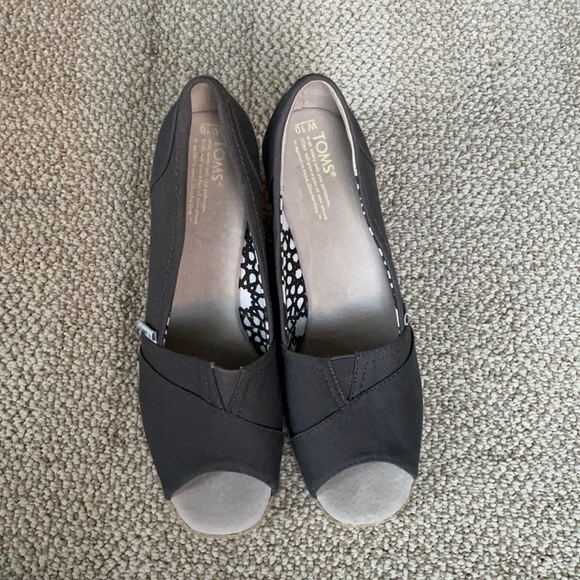 TOMS Wedges Espadrilles Ash Gray Canvas Women’s size 10 - Picture 1 of 9